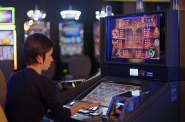 slot machine fan